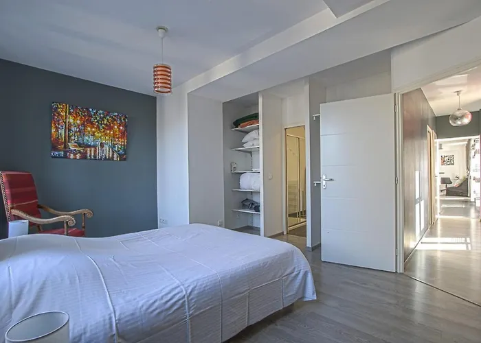 La Promesse Free Car Park Bayeux