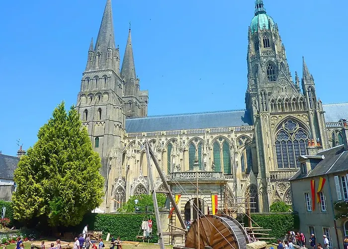 La Promesse Free Car Park * Bayeux