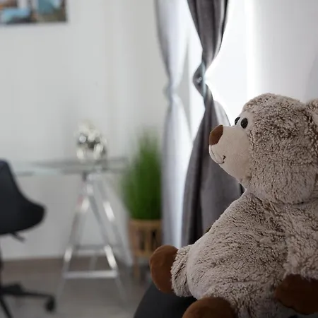 La Promesse Free Car Park *