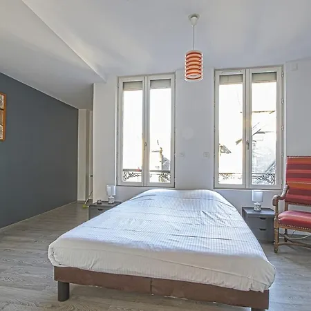 La Promesse Free Car Park *